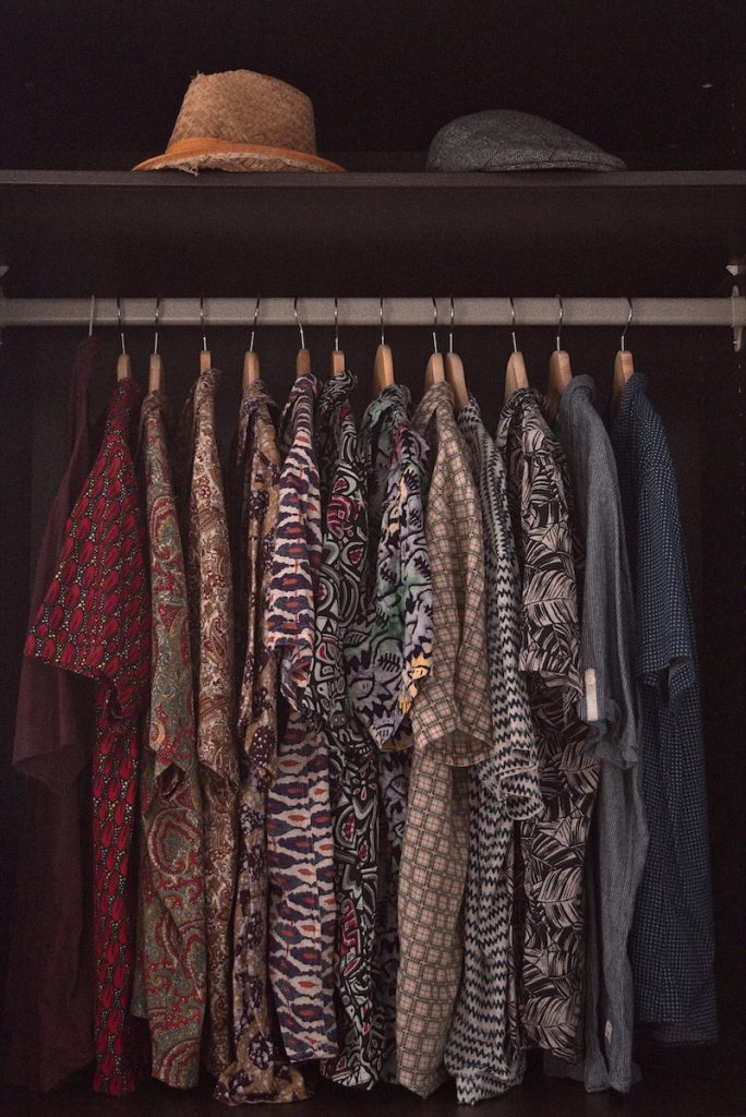 Mixing and Matching: Creating Endless Outfit Combinations with Your Capsule Wardrobe
