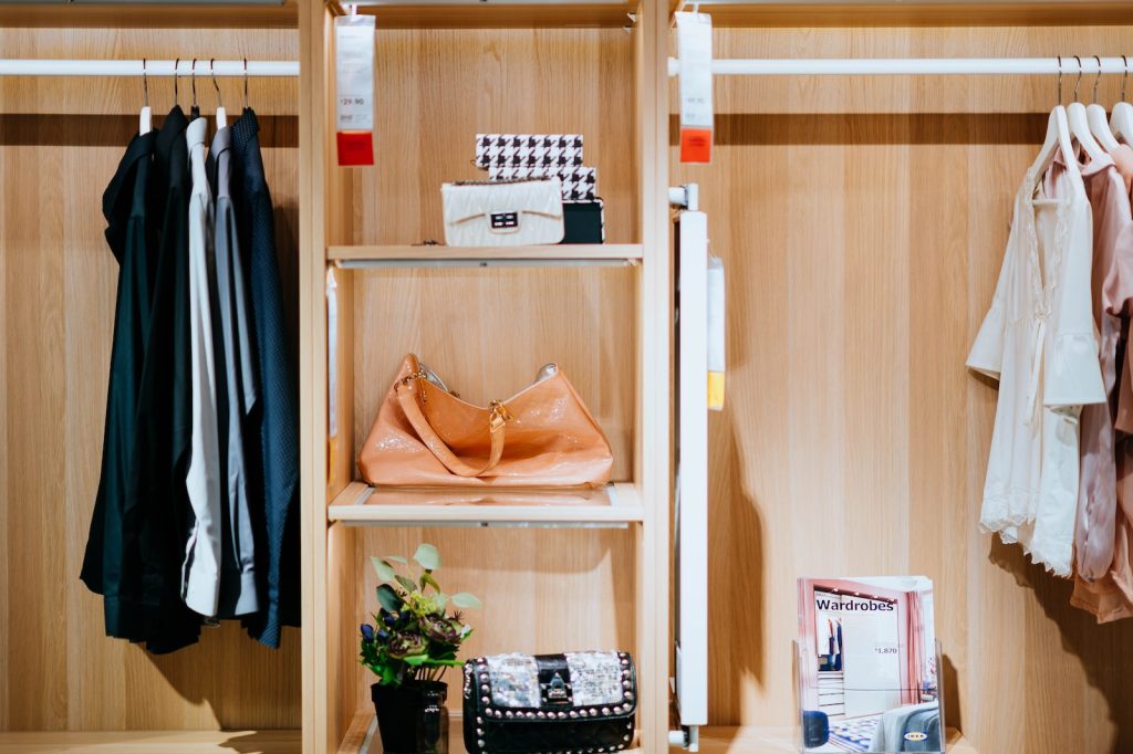 Must-Have Items for a Versatile and Timeless Closet